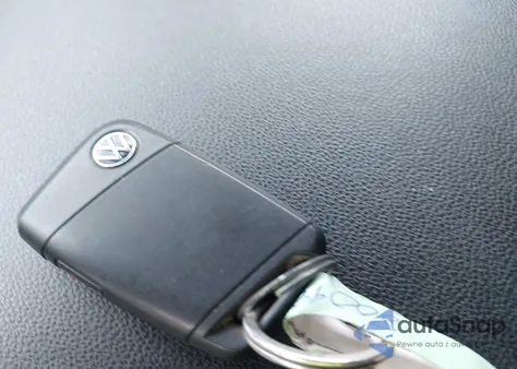 2021 Volkswagen Atlas Cross Sport 3.6L V6 Se W/Technology z USA, uszkodzony, nr VIN 1V2WE2CA5MC213038